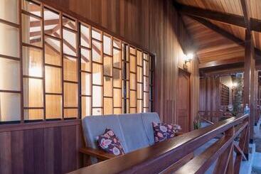 هتل Wakaya Ecolodge