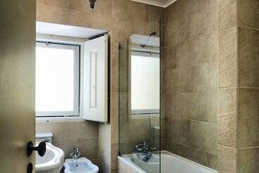 پانسیون Charm Inn Sintra