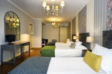 پانسیون Charm Inn Sintra