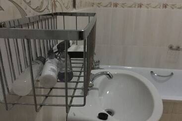 پانسیون Flower Inn Guest House