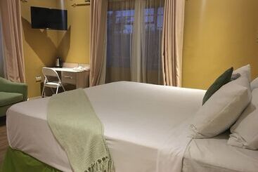 پانسیون Flower Inn Guest House