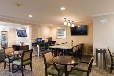 Baymont By Wyndham Detroit Airport/romulus
