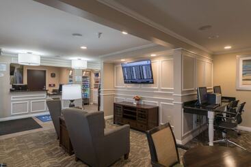 Baymont By Wyndham Detroit Airport/romulus