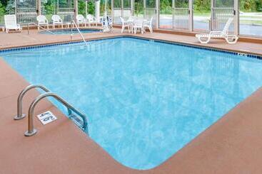 هتل Baymont By Wyndham Bridgeport/frankenmuth