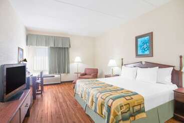 فندق Baymont By Wyndham Corbin