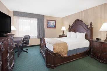 هتل Red Roof Inn Flint
