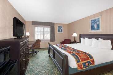 هتل Red Roof Inn Flint