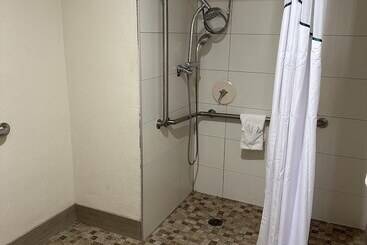 هتل Red Roof Inn Flint