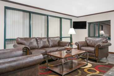 هتل Baymont By Wyndham La Crosse/onalaska