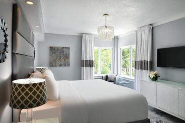 هتل Beacon South Beach