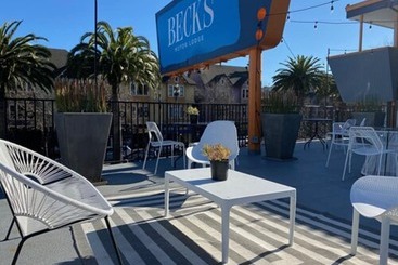 هتل Beck's Motor Lodge