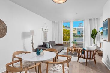 Bentley Hotel South Beach
