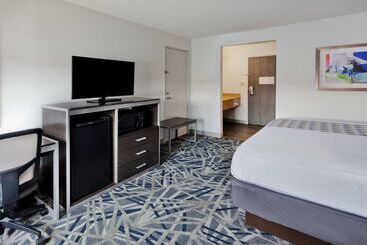 هتل Best Western Montgomery I 85 North