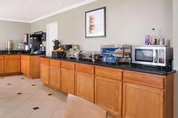 هتل Best Western Mountain View Inn