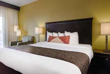 هتل Best Western Plus Atlanta Airporteast