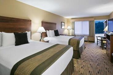 酒店 Best Western Plus Columbia River Inn