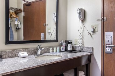 هتل Comfort Inn Midtown