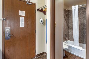 هتل Comfort Inn Midtown