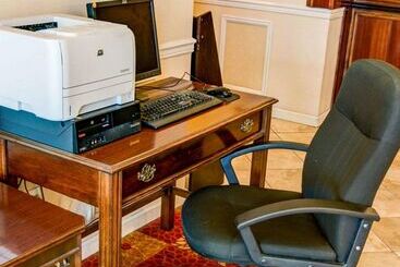 هتل Comfort Inn Redding Near I 5