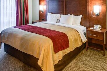 هتل Comfort Inn Redding Near I 5