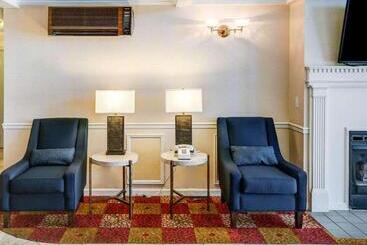 هتل Comfort Inn Redding Near I 5