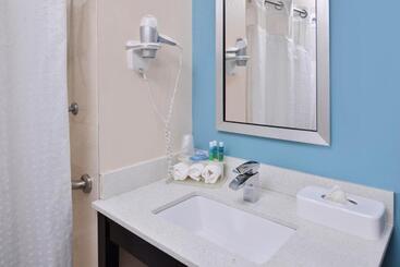 هتل Holiday Inn Express Montgomery East I 85, An Ihg