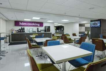 هتل Hom, A Trademark Collection