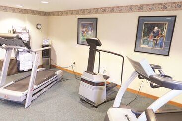 هتل La Quinta Inn By Wyndham Milwaukee Airport / Oak Creek