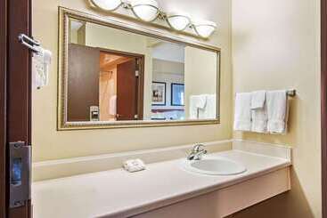 هتل La Quinta By Wyndham Albuquerque Journal Ctr Nw