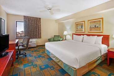 هتل La Quinta By Wyndham Albuquerque Journal Ctr Nw