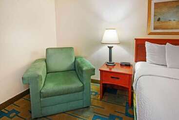 هتل La Quinta By Wyndham Albuquerque Journal Ctr Nw