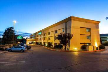 هتل La Quinta By Wyndham Albuquerque Journal Ctr Nw