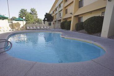هتل La Quinta By Wyndham Albuquerque Journal Ctr Nw