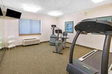 هتل La Quinta By Wyndham Albuquerque Journal Ctr Nw