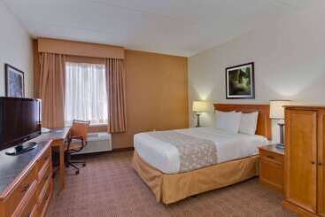 هتل La Quinta By Wyndham Lakeland East
