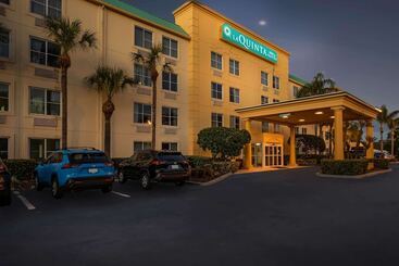 هتل La Quinta By Wyndham Melbourne Viera