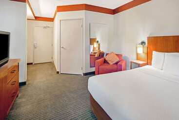 هتل La Quinta By Wyndham Miami Cutler Bay