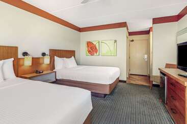 هتل La Quinta By Wyndham Miami Cutler Bay