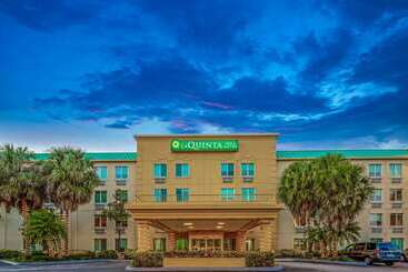 هتل La Quinta By Wyndham Miami Cutler Bay