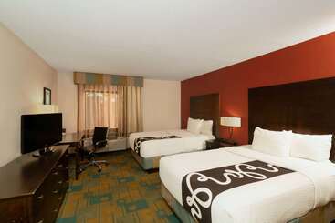 هتل La Quinta By Wyndham Nashville Airport