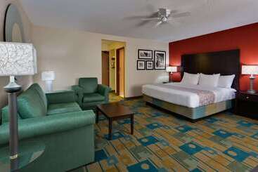 فندق La Quinta By Wyndham Plattsburgh