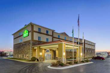 هتل La Quinta By Wyndham Rockford