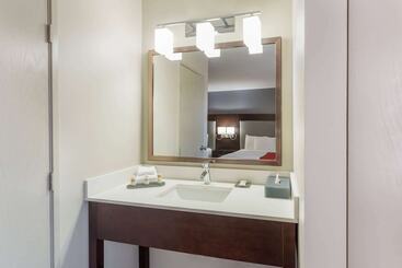 هتل La Quinta By Wyndham Rockford