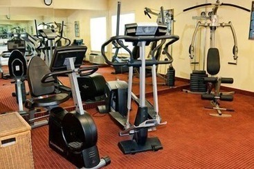 هتل Quality Inn & Suites Cvg Airport