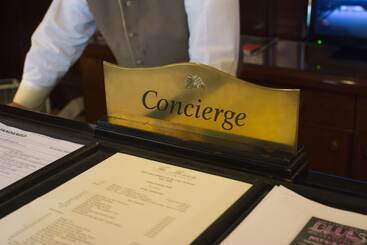 هتل The Benson Portland, Curio Collection By Hilton