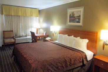 Motel 6 Alvin, Tx