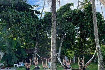پانسیون Surf Lodge Madiha
