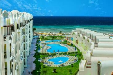 Gravity Hotel & Aqua Park Sahl Hasheesh Families And Couples Only