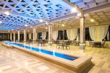 Gravity Hotel & Aqua Park Sahl Hasheesh Families And Couples Only