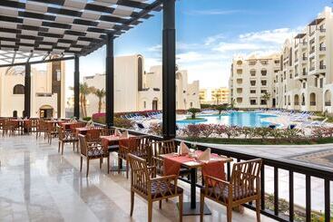Gravity Hotel & Aqua Park Sahl Hasheesh Families And Couples Only